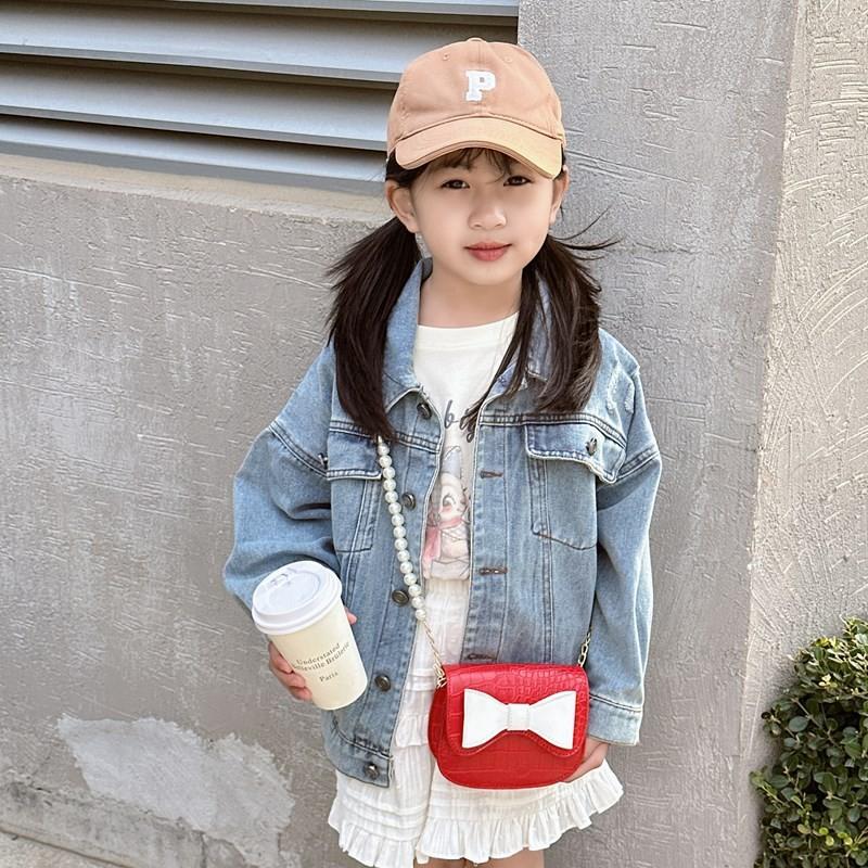Charming And Stylish Children's Chain Bag With Bow Design Perfect For Daily Use