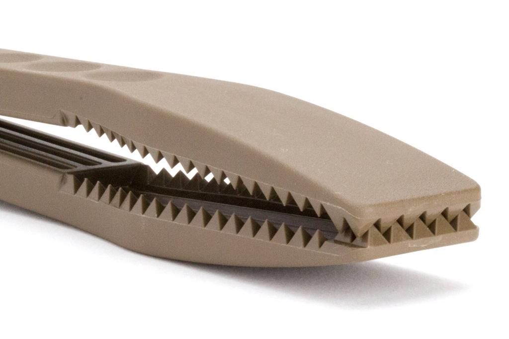 Daiichi Seiko Fish Grip, Wani Grip Mini MC, Dark Earth, Fish Clip, Fishing Pliers, Fishing Grip, Fishing