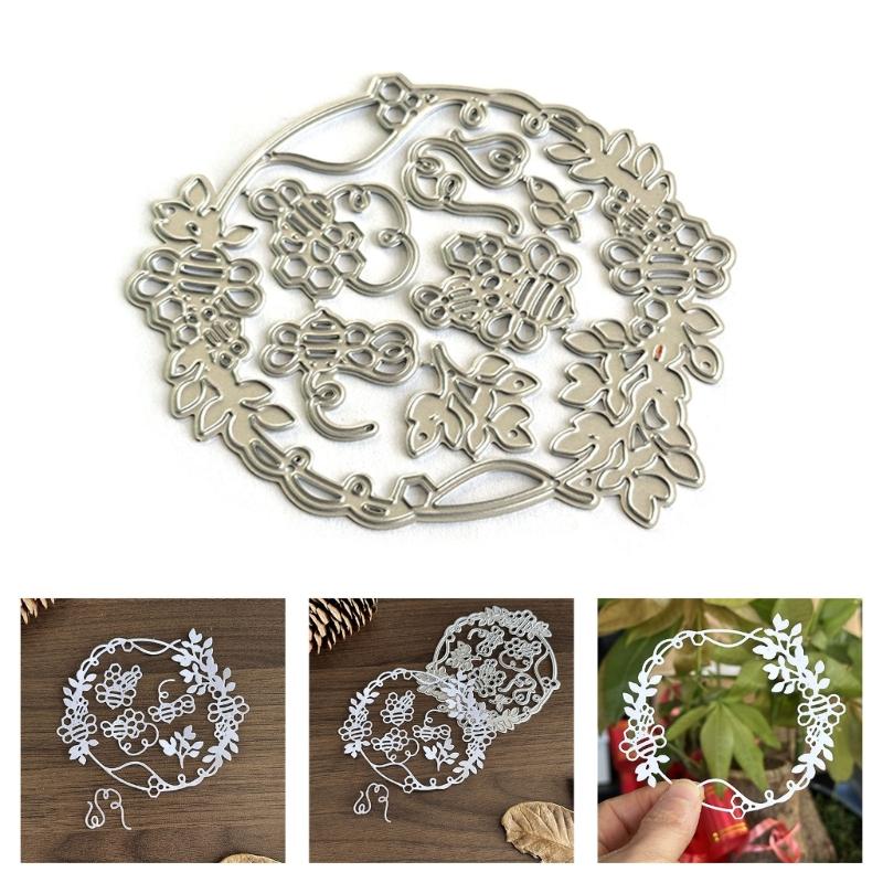 Flower Wreath Cutting Dies for Card Making Scrapbooking Carbon Steel Die Cut Templates Decorative Embossing Paper Dies