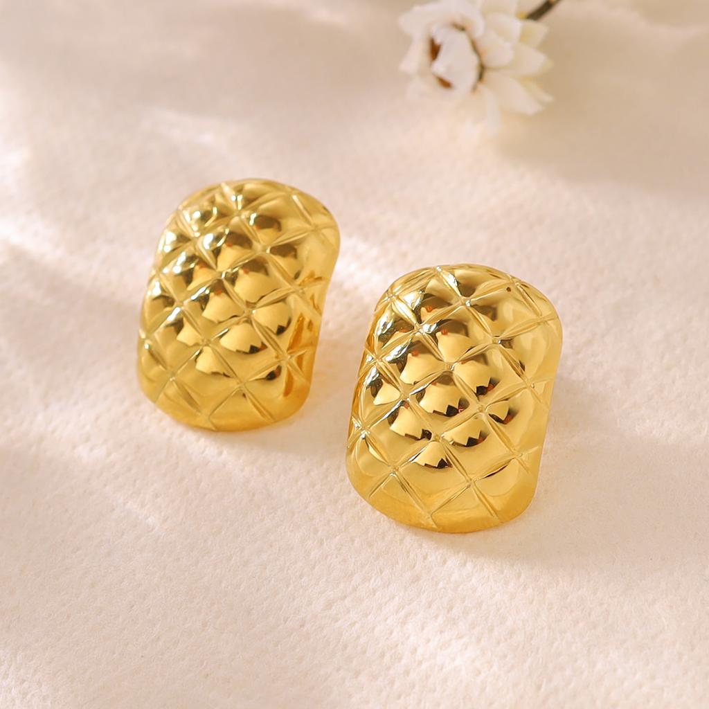 Stainless Steel Rhombus Square Earrings, The Same Titanium Steel Anti-Fading Mesh Small Fragrant Wind Stud Earrings