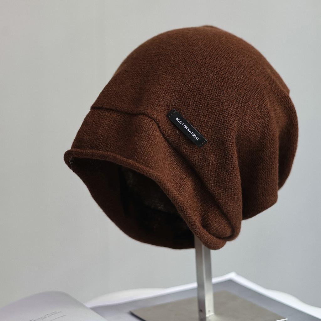 Laid-back Style Soft Knitted Pile Hat with English Logo  Fashionable and Casual Cold Hat for Autumn and Winter
