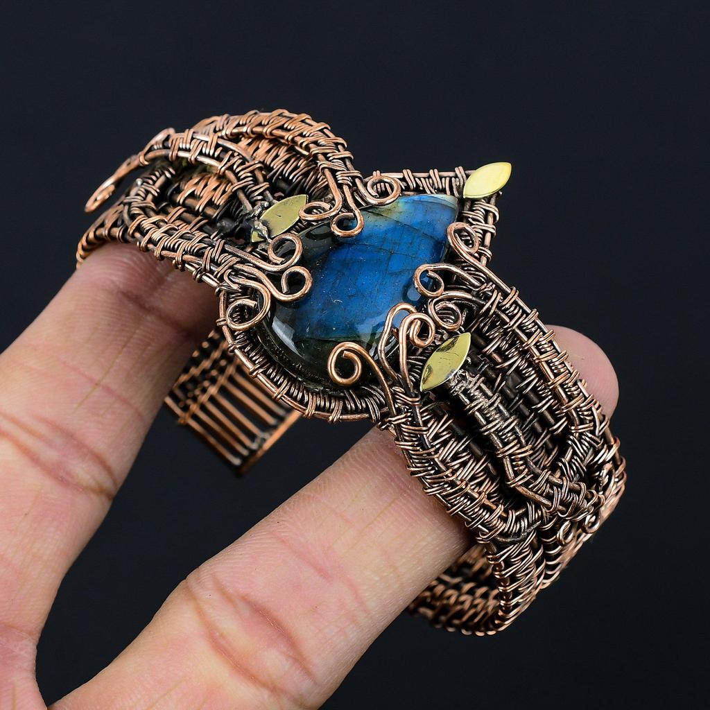 Lavish Labradorite Gemstone Handmade Copper Wire Wrap Jewelry Adjustable Bracelet For Her