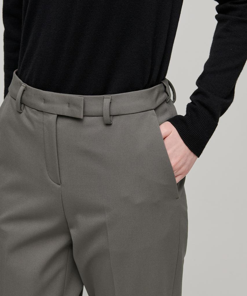 MUSINSA STANDARD WOMAN Women'S Heavyweight Fleece-Lined Slim Straight Hidden Elastic Waist Slacks [Warm Gray]