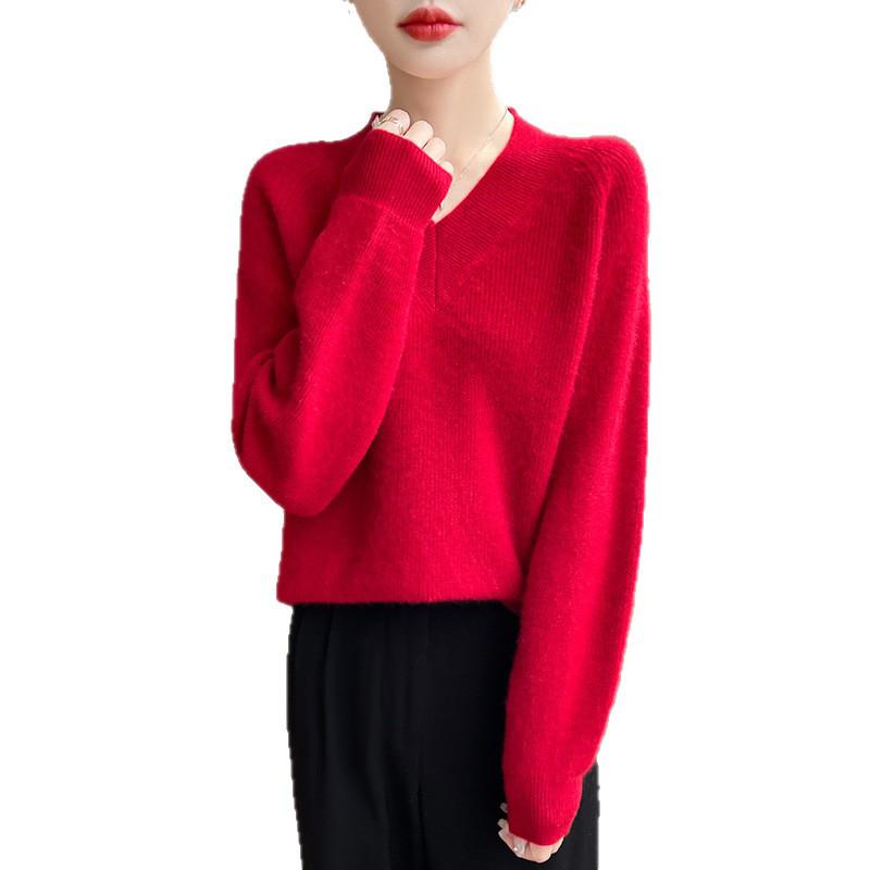Women's Large V-Neck Cashmere Wool Sweater: Solid Color, Loose Fit, Soft Knitted, Thickened for Autumn & Winter.