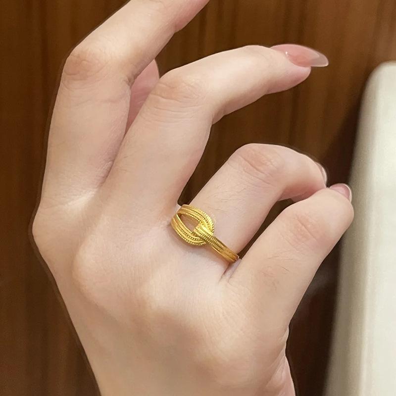 Simple Saddle Fashion Ring Antique Gold Craftsm Grainy Luxurious High-end Rings for Women Couple Neutral Style Party