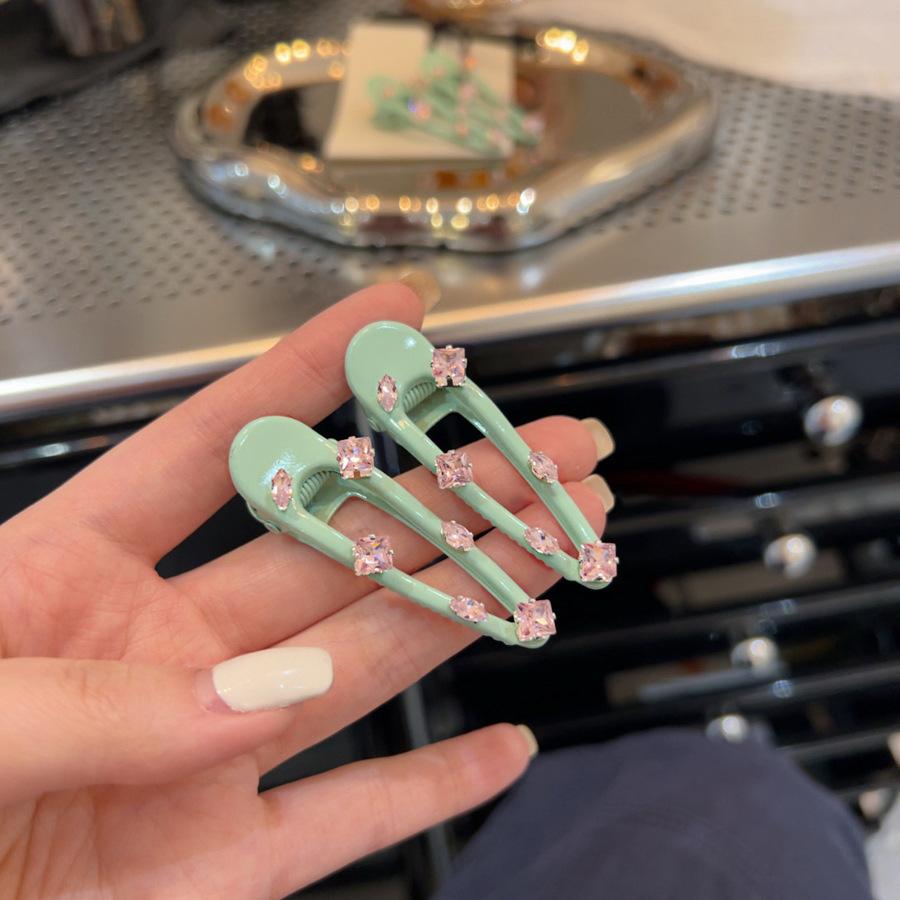 Zircon square water drop hollow side hairpin, Korea Dongdaemun temperament duckbill clip versatile sweet fashion hair accessories