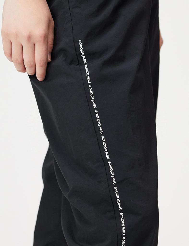 Casual Pants Magnify Essentials Tricot Lined Pants WP23517 BK L [New Balance] Women's (Black)