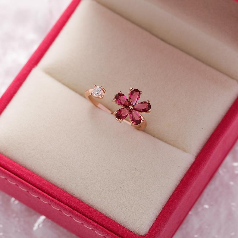 Japanese & Korean Sparkling Zircon Flower Ring: A Sweet, Versatile Open Ring Bracelet with Micro-Inlaid Love Flower.