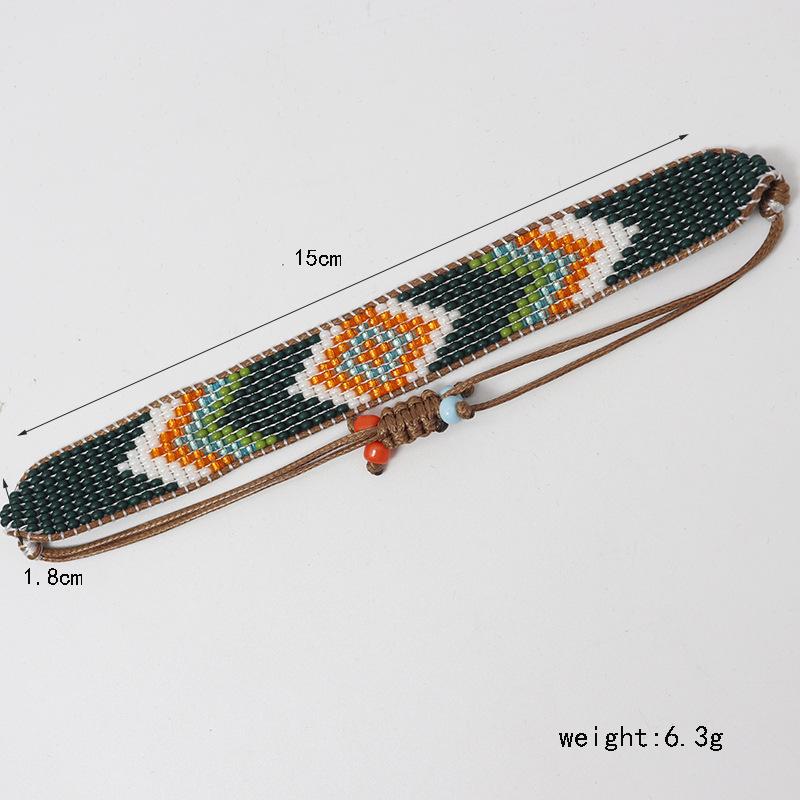 Bohemian ethnic style geometric gradient color woven bracelet, adjustable beige bracelet