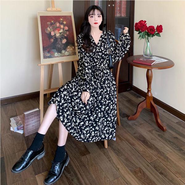Floral dress autumn women's clothing new French black skirt small temperament autumn bottom dress