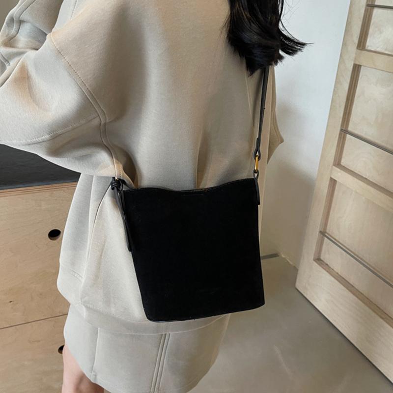 Retro Bucket Bag For Women New Fashionable Suede Frosted Shoulder Bags Simple Letter Ladies Shopping Crossbody Purse