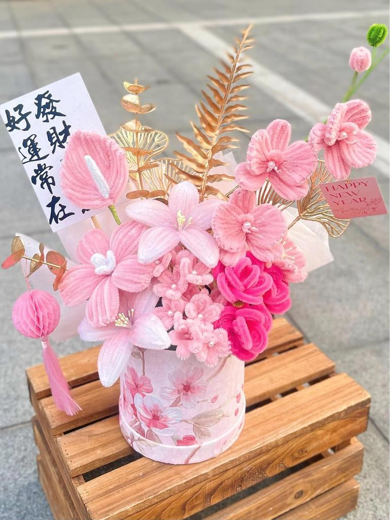 Handmade Pipe Cleaner Rose Bucket Bouquet - DIY Kit & Finished Product for Girlfriends & Best Friends