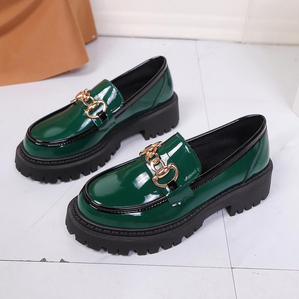 Small leather shoes women's British patent leather one-pedal loafers 2025 spring new single shoes soft-soled women's shoes