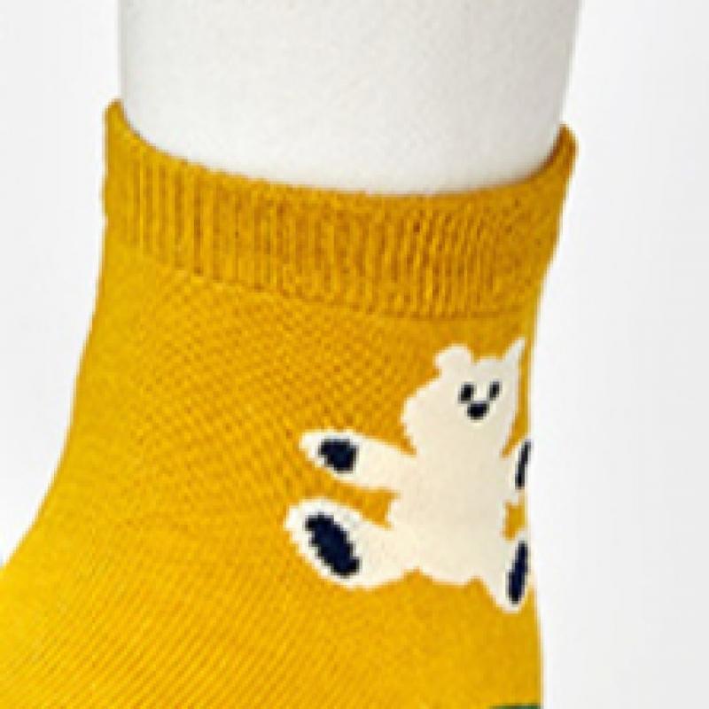 Daiso Retro Kids Socks For Ages 4 6