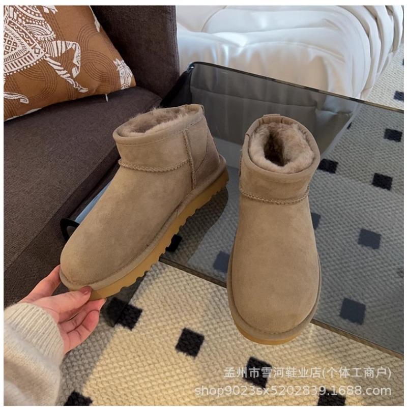 Sheepskin and fur integrated snow boots for women's winter new warm thickened men's short tube thick bottom velvet