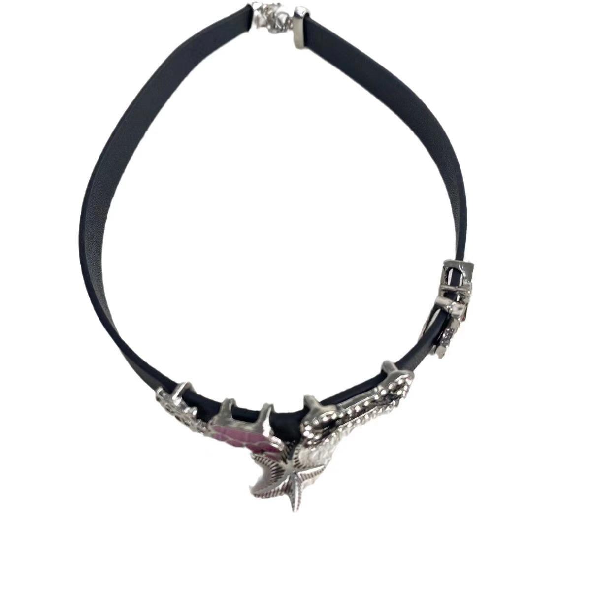 Niche design diamond-encrusted star choker necklace female y1k hottie sweet cool neck chain collarbone chain premium sense collar