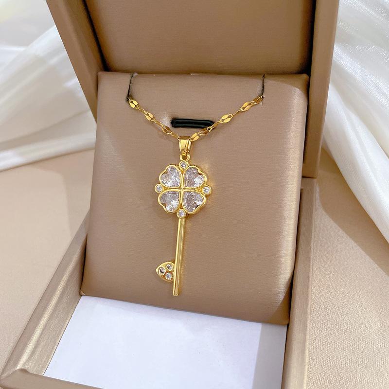 Flower Key Light Luxury Temperament Gorgeous Full Diamond Necklace Female Versatile Collarbone Chain Titanium Steel Chain