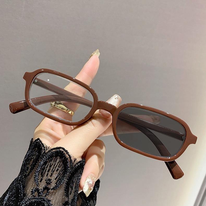 

Trendy Small Frame European and American Color Changing Reading Glasses for Women Fashionable High-end Glasses Men Glasses 0 коричневый
