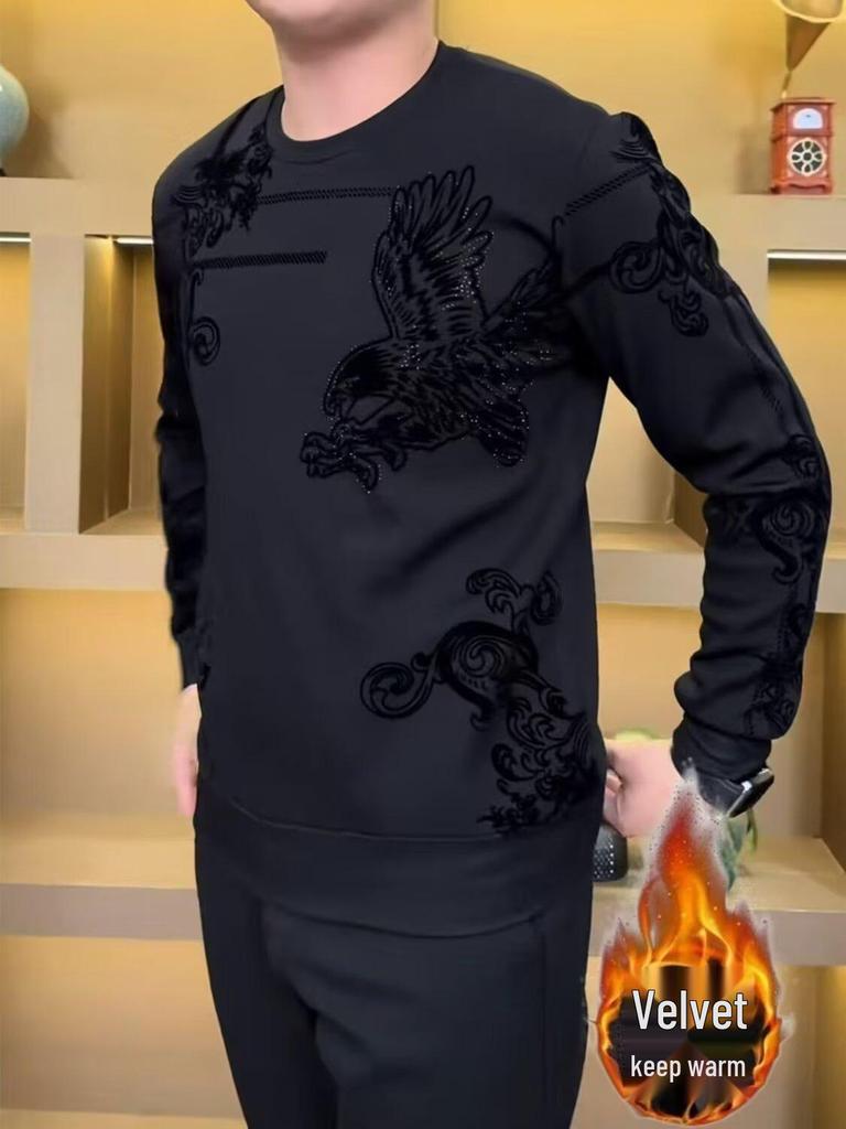 Men's Fashion Versatile Round Neck Velvet Sweatshirt - Warm, Loose Long Sleeve Base Layer for Autumn/Winter