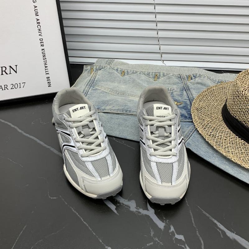 Outdoor runaway inner height increase women's autumn new mesh breathable tide casual shoes