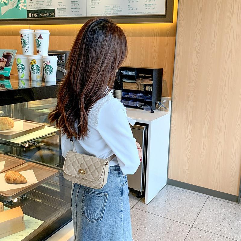 Fashion new embroidered rhombus soft bag versatile shoulder messenger square bag change mobile phone women's bag