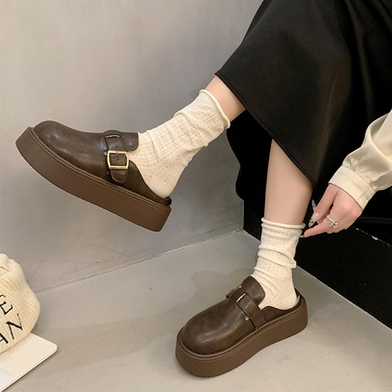 

Женские кожаные туфли-мюли с открытой пяткой, туфли на плоской подошве, женская мода 2025 года, зимние короткие плюшевые теплые хлопковые тапочки, шлепанцы 40 коричневый