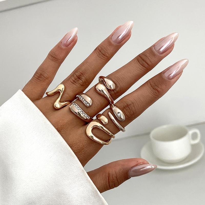 

5Pcs Shiny Rhinestone Water Drop Opened Rings for Women Fashion Unique Texture Geometric Finger Ring Female Party Daily Jewelry