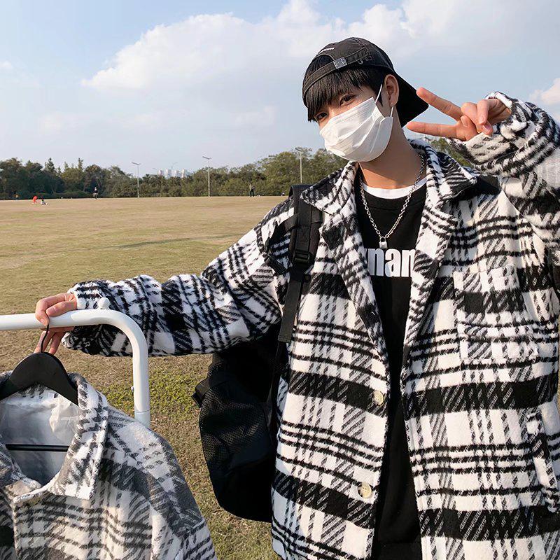 Men's Plaid Woolen Trench Coat: Autumn/Winter Japanese Retro Hong Kong Style, Loose Casual Jacket.