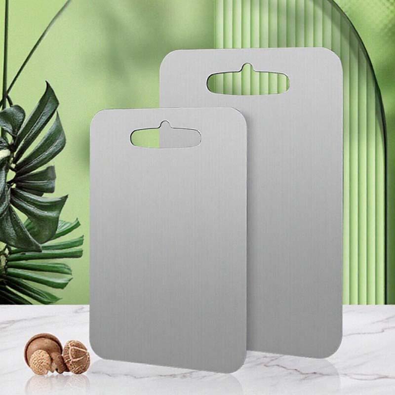 

Кристаллическая разделочная доска из чистого титана: Антибактериальный, Противогрибковый, Двусторонний, Нержавеющая сталь 304/316 29x20 cm