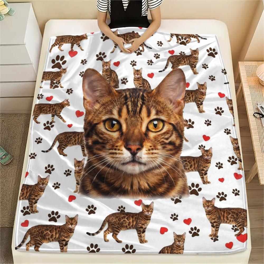 1PC Cute Cats Rabbits Print Flannel Blanket, High Quality All Seasons, Home Decor, Warmth and Comfort, Perfect for Christmas Gifts