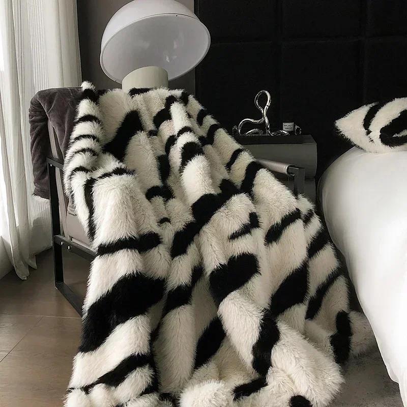 New Faux Fox Fur Blanket for Winter Autumn Warm High Quality Plush Luxury Weighted Blankets for Bed High-end Sofa Blanket Throw