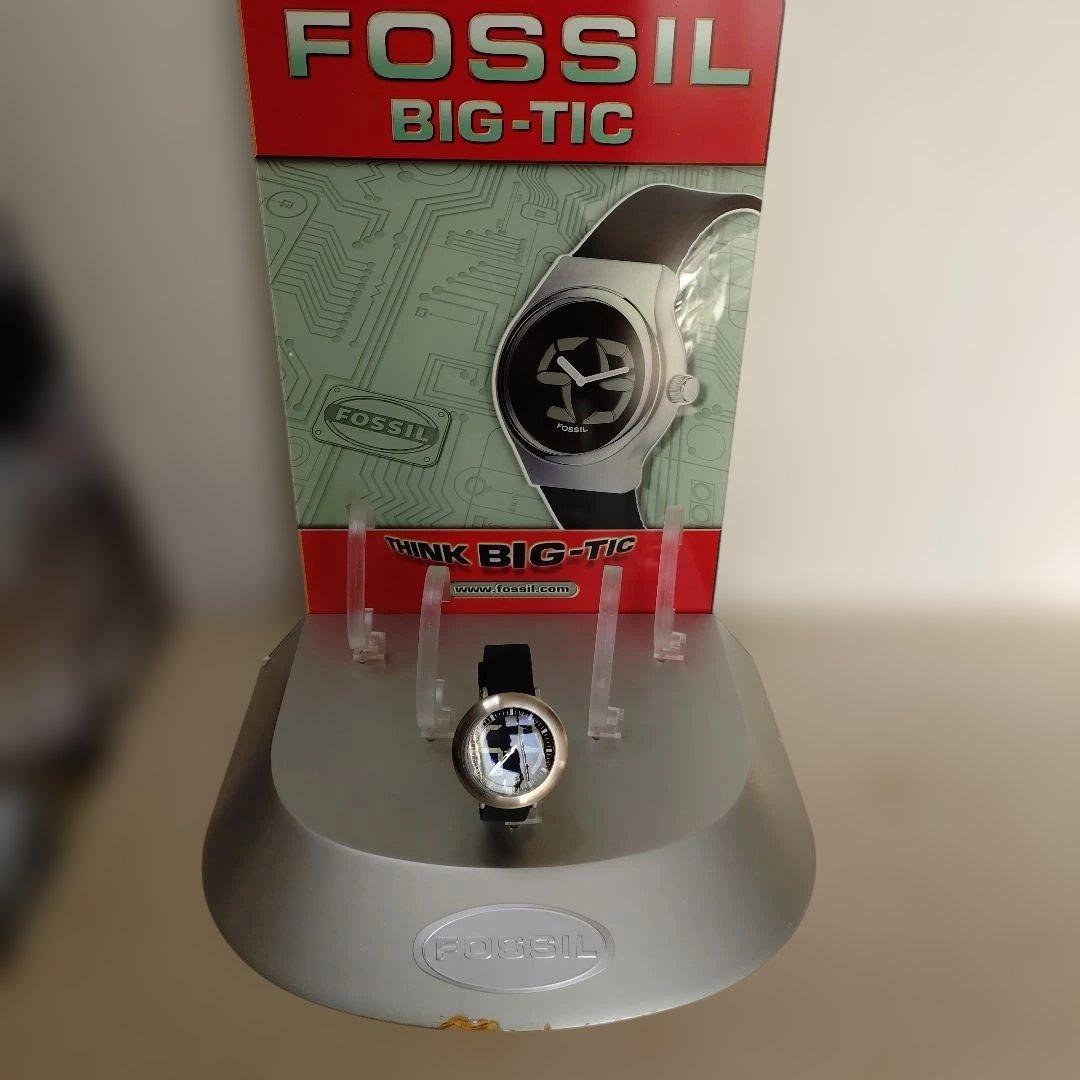 Used FOSSIL Store Display & BIGTIC Watch
