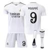 Gençler Çocuklar Yetişkinler Futbol Formaları Spor Antrenman Forma Seti Çoraplı 24/25 Real Madrid İç Saha #9 Mbappé