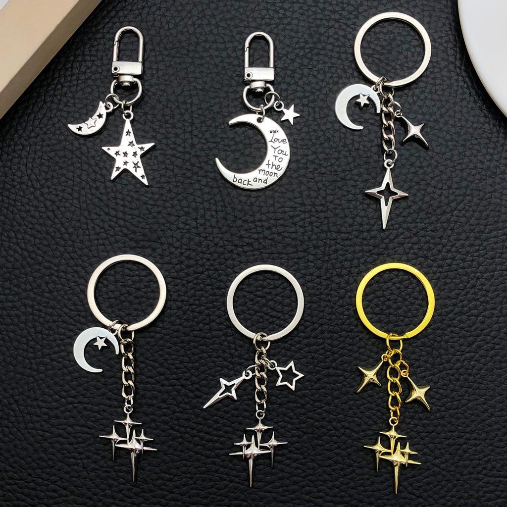 Creative Fashion Zinc Alloy Keychain with Moon and Star Pendant