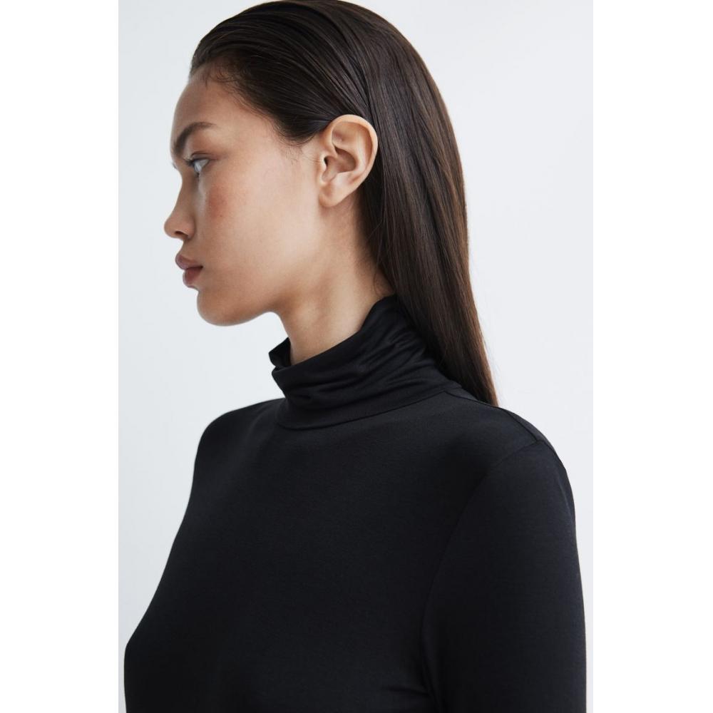 

H M Turtleneck Top Black