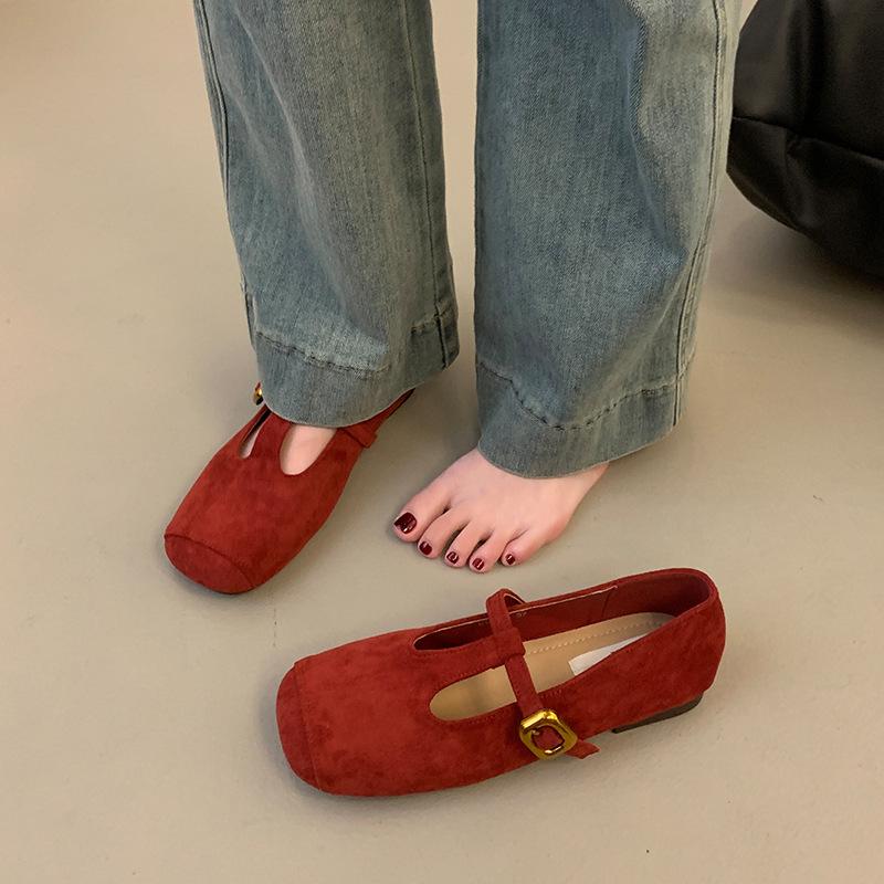 Korean Version of Retro Flat Bottom Square Head Single Shoes Women's 2025 Autumn New Flat Bottom Soft Bottom Soft Surface Shallow Mouth Mary Jane Wo