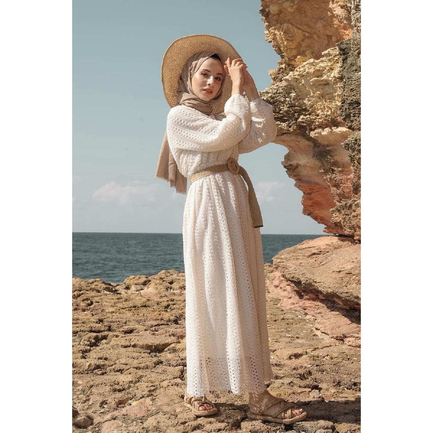 

Платье на подкладке из соломенного пояса L/XL белый