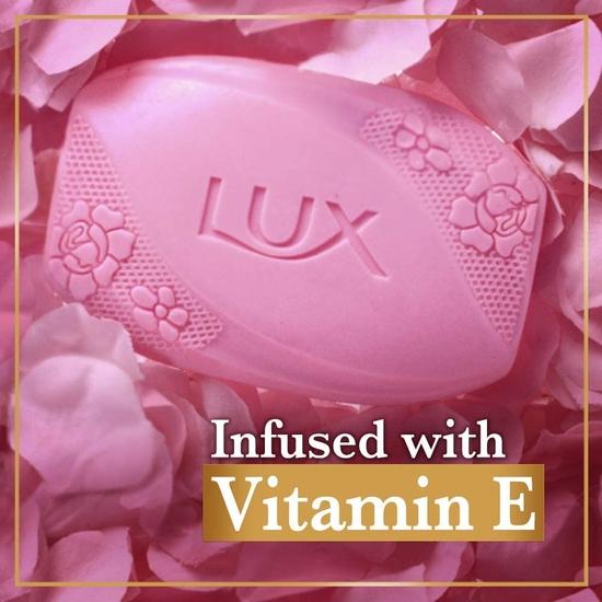 Lux Soft Glow Rose & Vitamin E Für strahlende Haut Seife Schönheitsseife 150 g