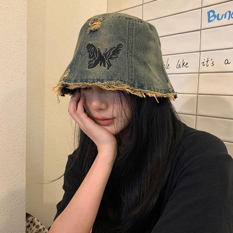 

Элегантная джинсовая шляпа-ведро ручной работы с бабочкой, идеально подходящая для взрослой весенней моды