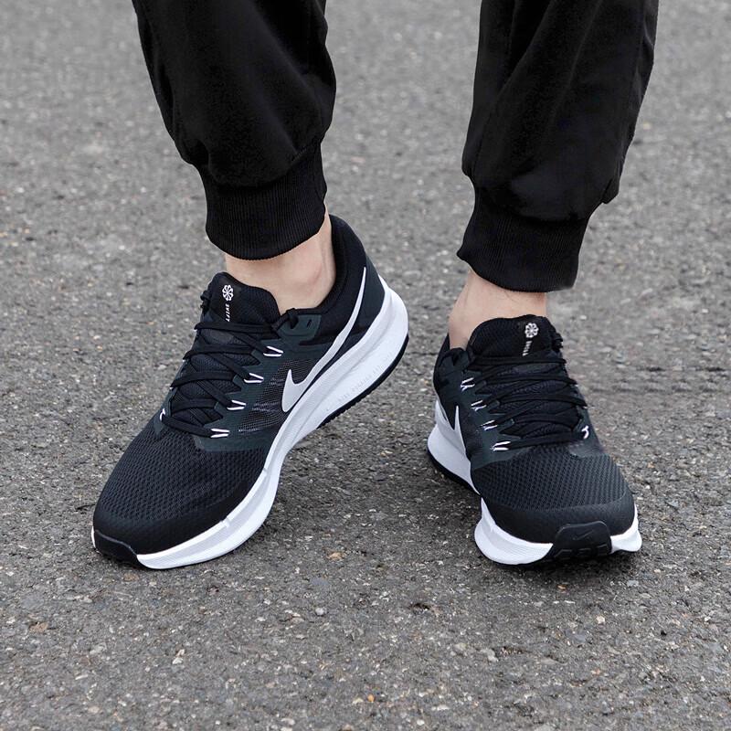 

Nike DR2695-002 Running Shoes US 7