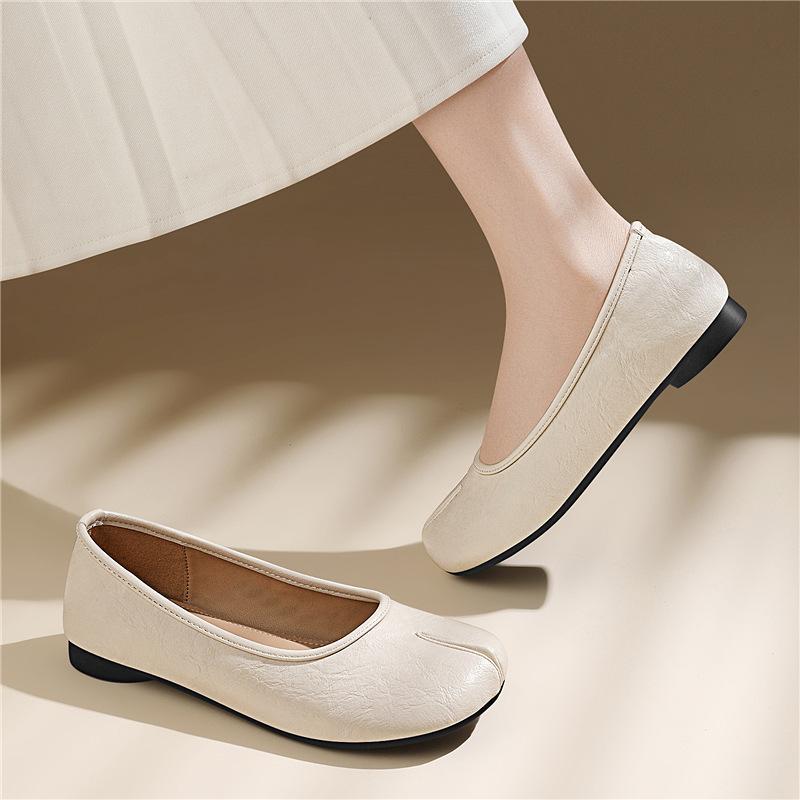 Shallow single shoes women's spring and summer one-pedal mother shoes new leather Mary Jane round head small leather shoes Doudou shoes