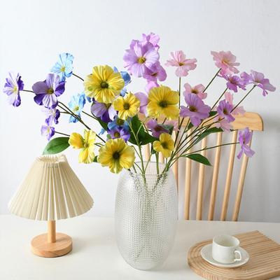 Umělá květina motýlí orchidej 6 hlav květy Falešná hedvábná květinová větev se stonkem pro svatební domácí kancelářskou párty hotelovou dekoraci