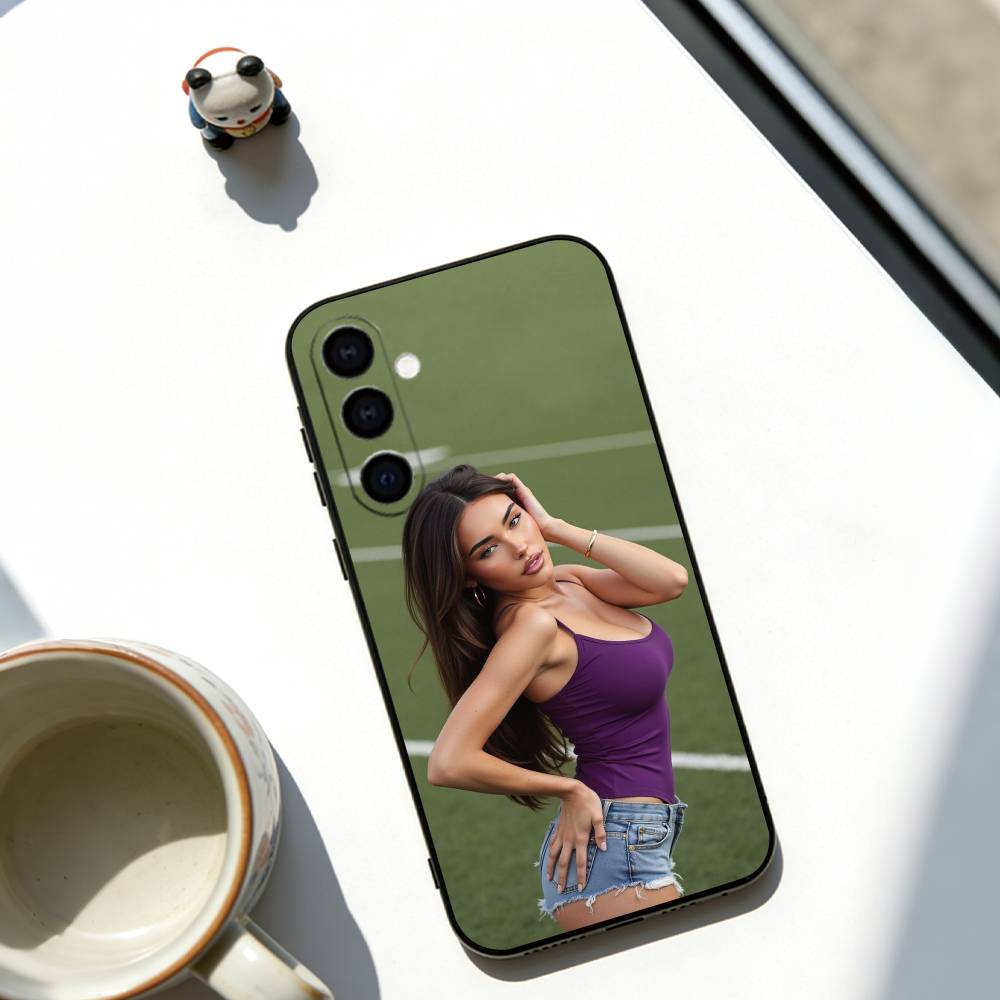 Madison Beer Singer Phone Case For Samsung Galaxy A73,A72,A71,A70,A53,A52,A51,Soft Black Cover