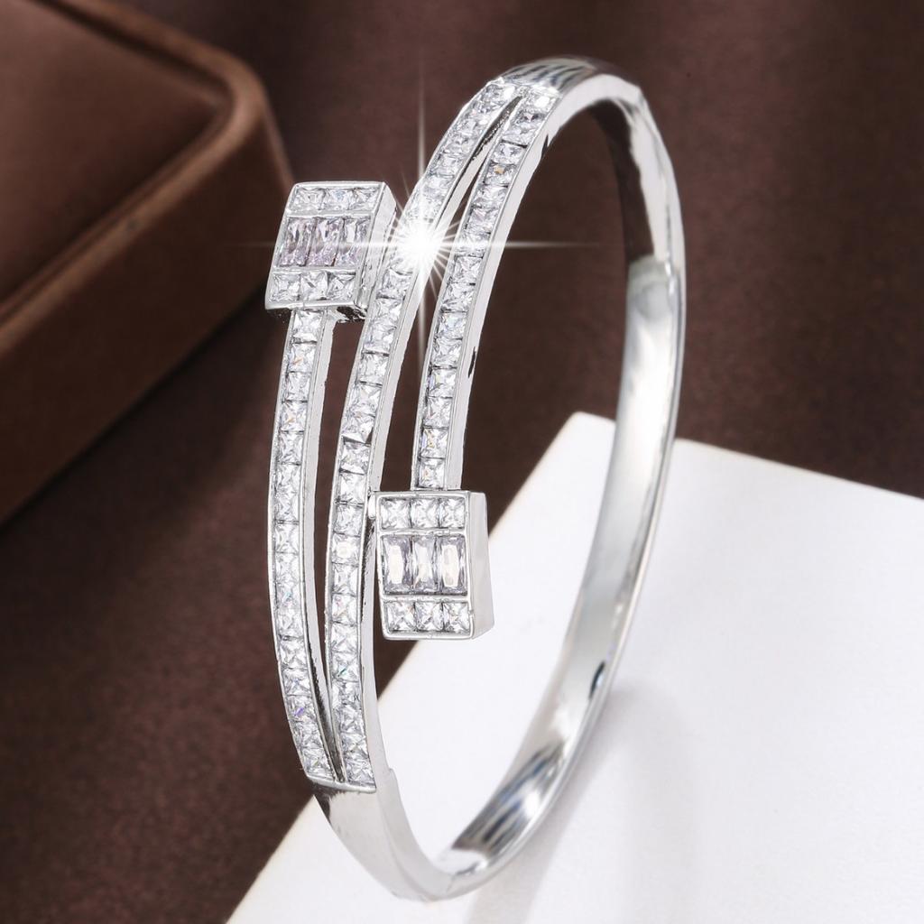Fashion New Simple Geometric Style Micro-zirconia High-end Women's Jewelry Bracelet