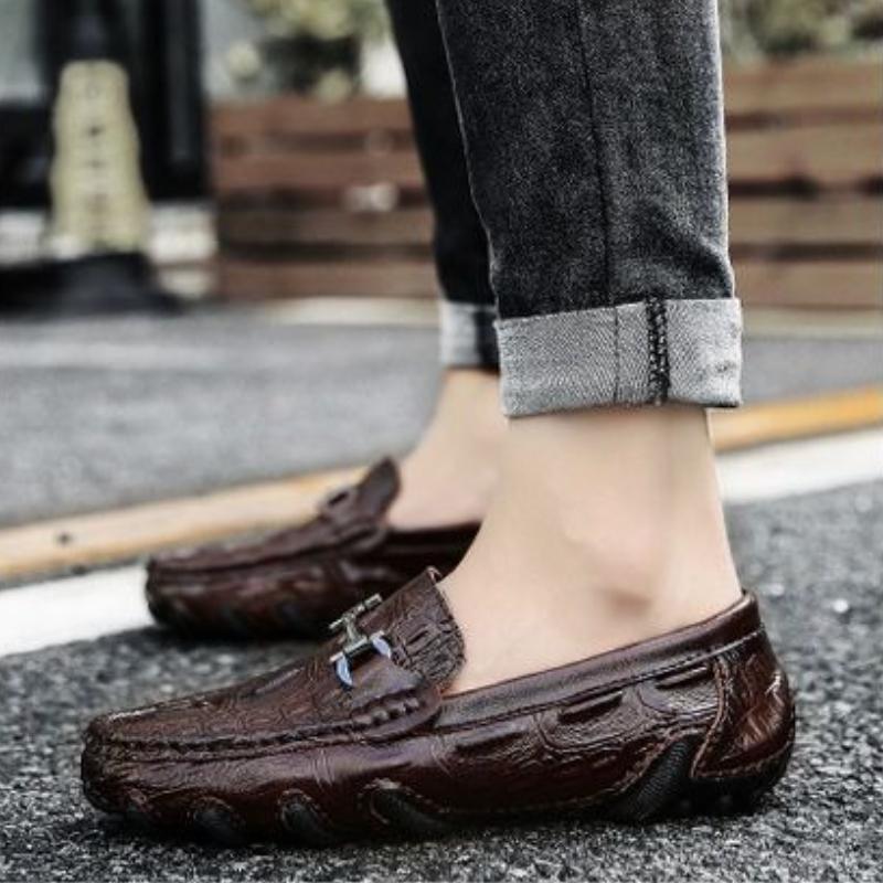 Trend Men Leather Shoes Flat Slip on Breathable Casual Loafers Crocodile Leather Design Fashion Moccasins for Men Zapatos Hombre