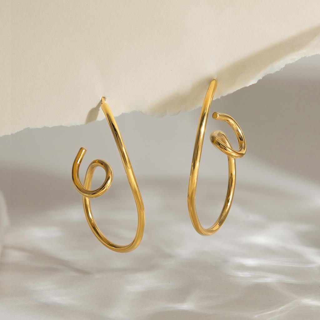 Minimalist Stainless Steel Geometric Twist Line Stud Earrings for Women Waterproof 18K Gold Plated Earring Fashion Jewelry Gifts