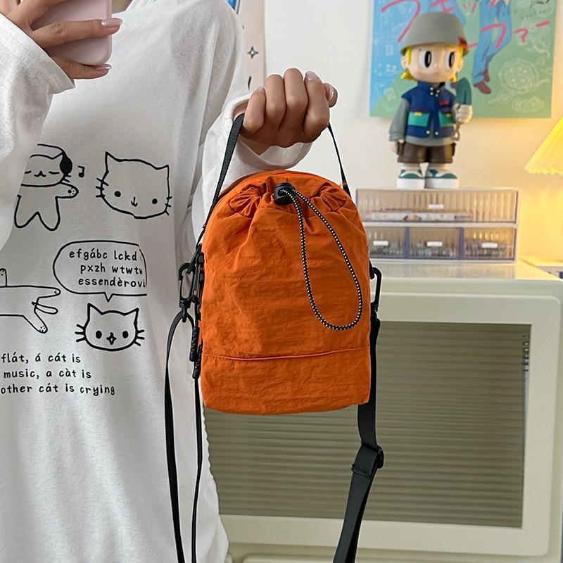 Sports Kettle Bag 2026 New Lightweight Travel Crossbody Bag Men's Outdoor Water Cup Bag Casual Bag Mobile Phone Bag