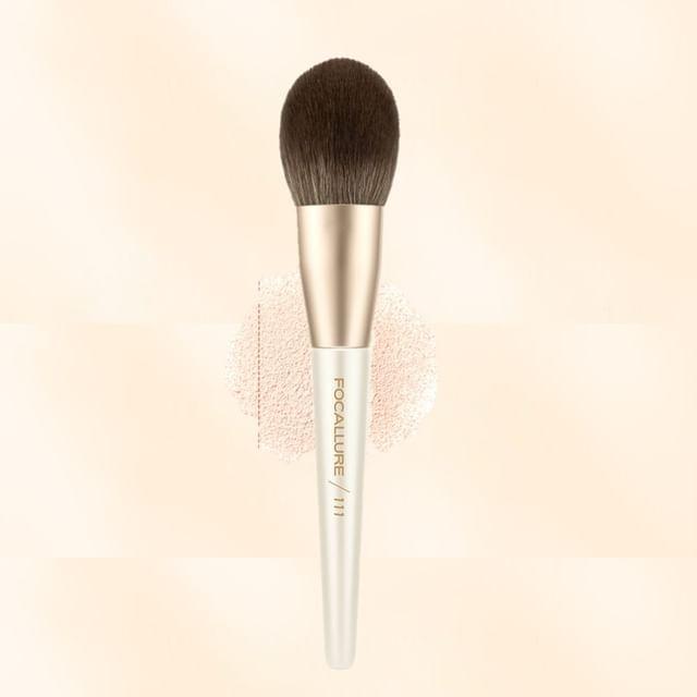 

FOCALLURE - Tapered Powder Brush #111 Powder Brush - 1pc