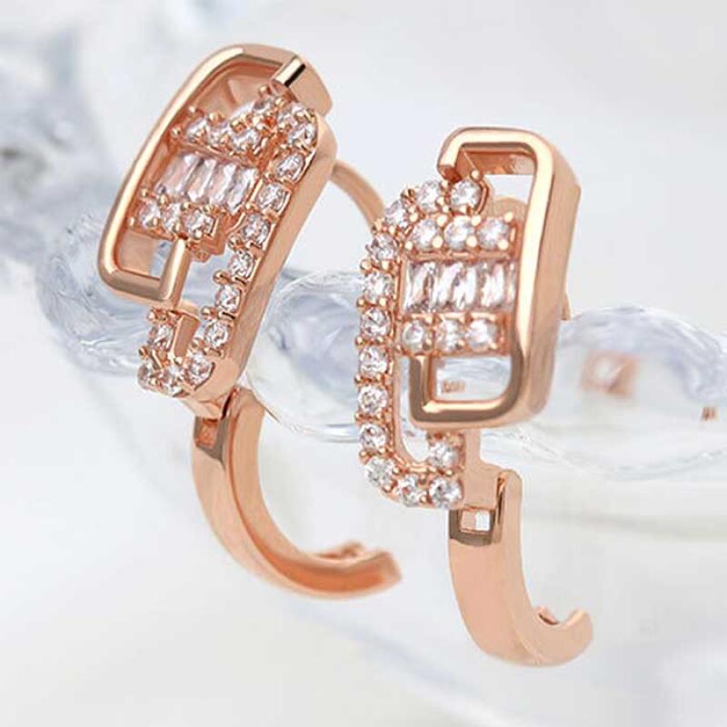 

Woman 14K Gold Needle Cubic Rose Gold CH1978279 JK428
