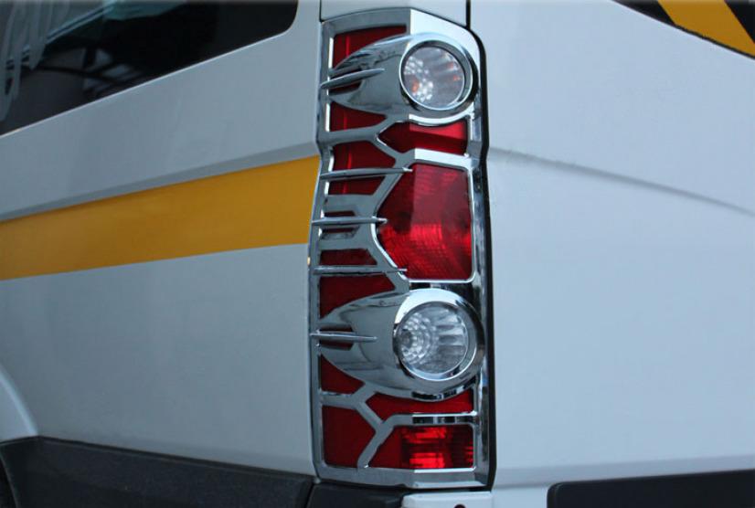 

Накладки на стопы (2 шт, пласт) для Volkswagen Crafter 2006-2016 гг